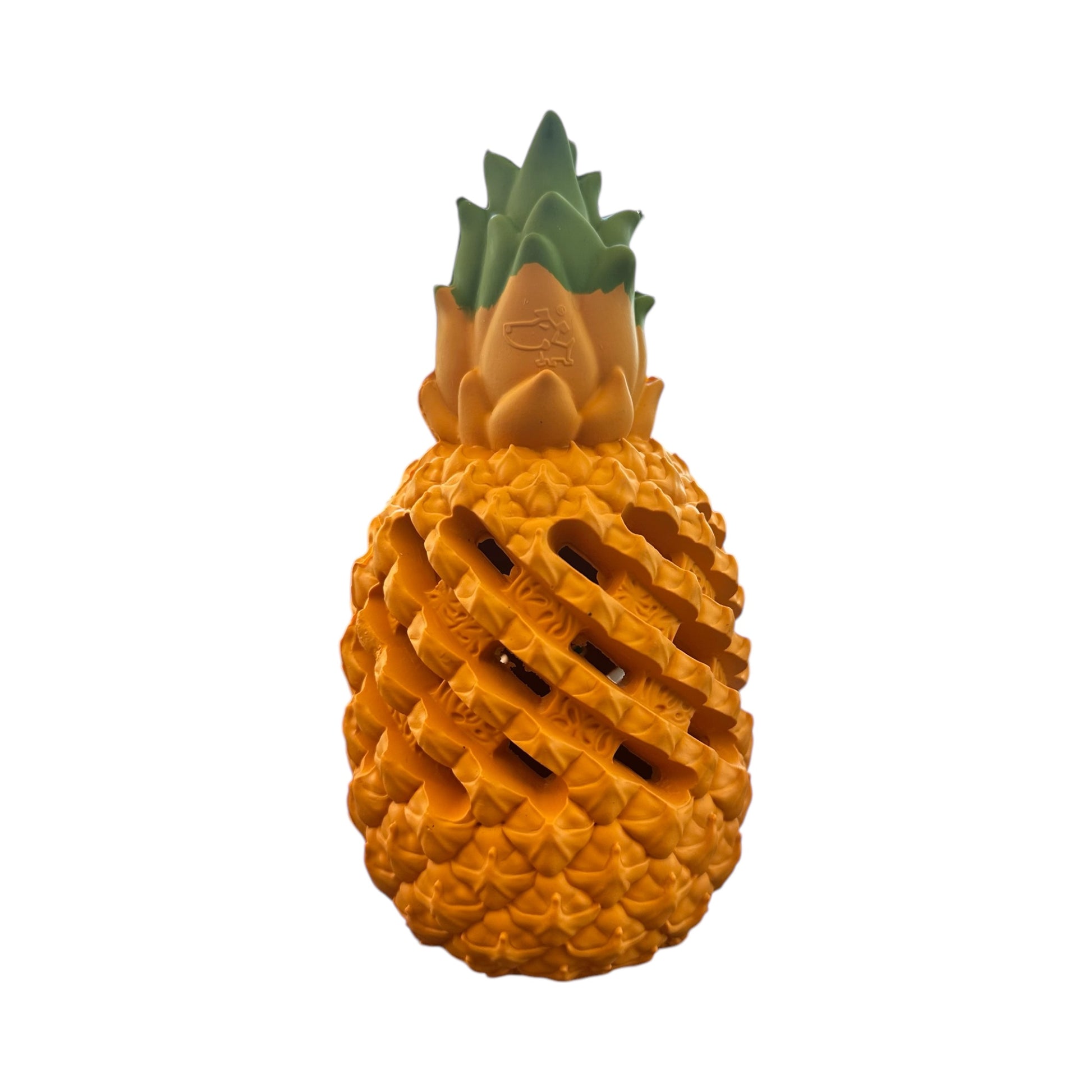 pineapple made from durable natural rubber that is suitable for strong chewers